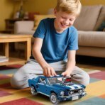 Mesiondy Classic GT Muscle Car Building Kit ¨C 1680 PCS Premium Brick System | Vintage American Sport Coupe | Supercharged Engine Detail - Image 10