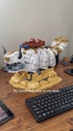 Mesiondy Flying Bull Building Set ¨C 1,141 PCS Sacred Soar Model with Articulated Head & Legs ¨C 13.2 Inch Display for Collectors - Image 9